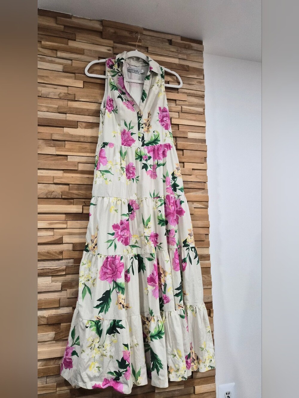 Vineyard Vines x Kentucky Derby tiered maxi floral dress - Size 4